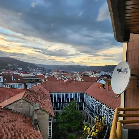 Estudio Con Vistas A La Ciudad Ourense Exterior photo