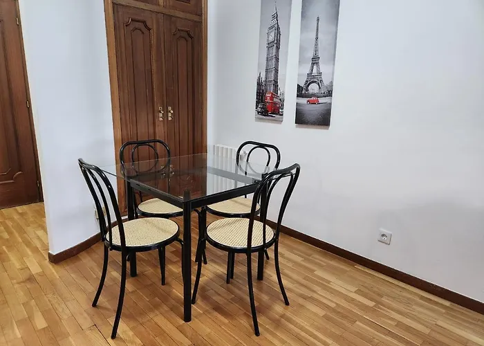 Estudio Con Vistas A La Ciudad