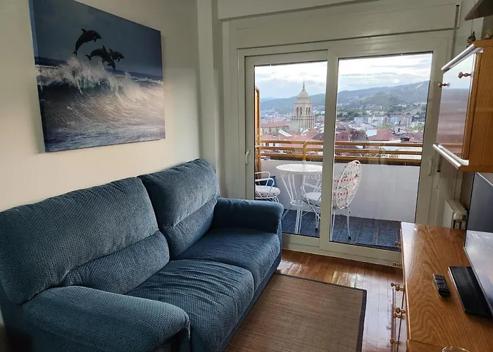 Estudio Con Vistas A La Ciudad